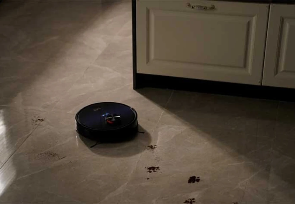 vacuum cleaning robot