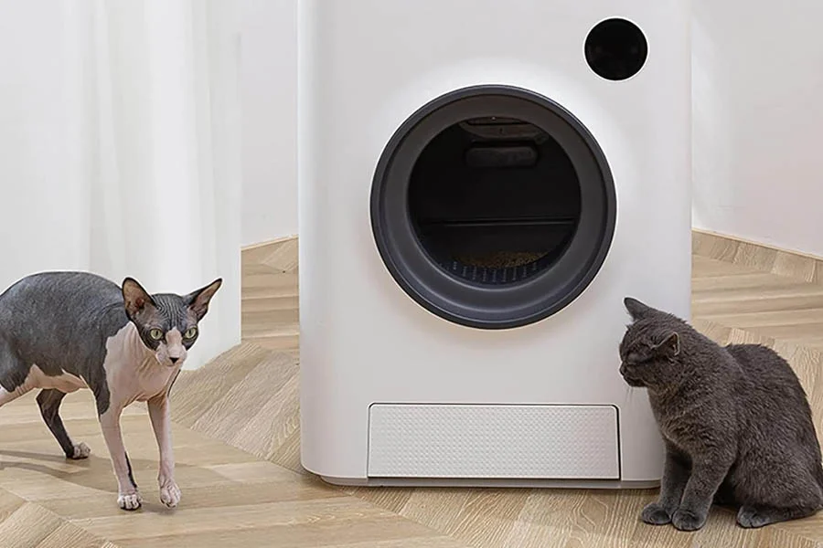 self cleaning litter box for multiple cats